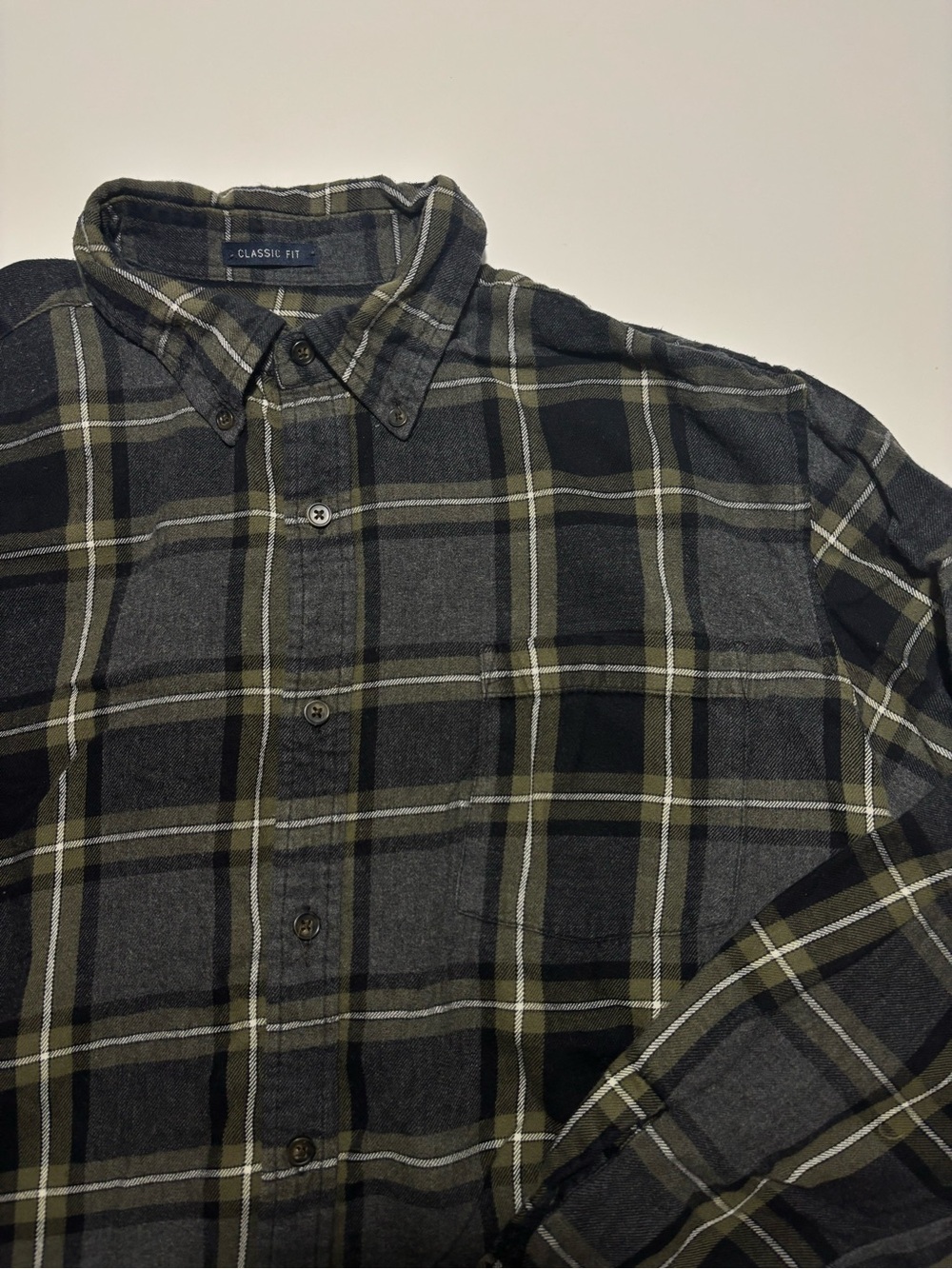 St. John’s Bay Grey Black & Green Cotton Fall Flannel Plaid Outdoors